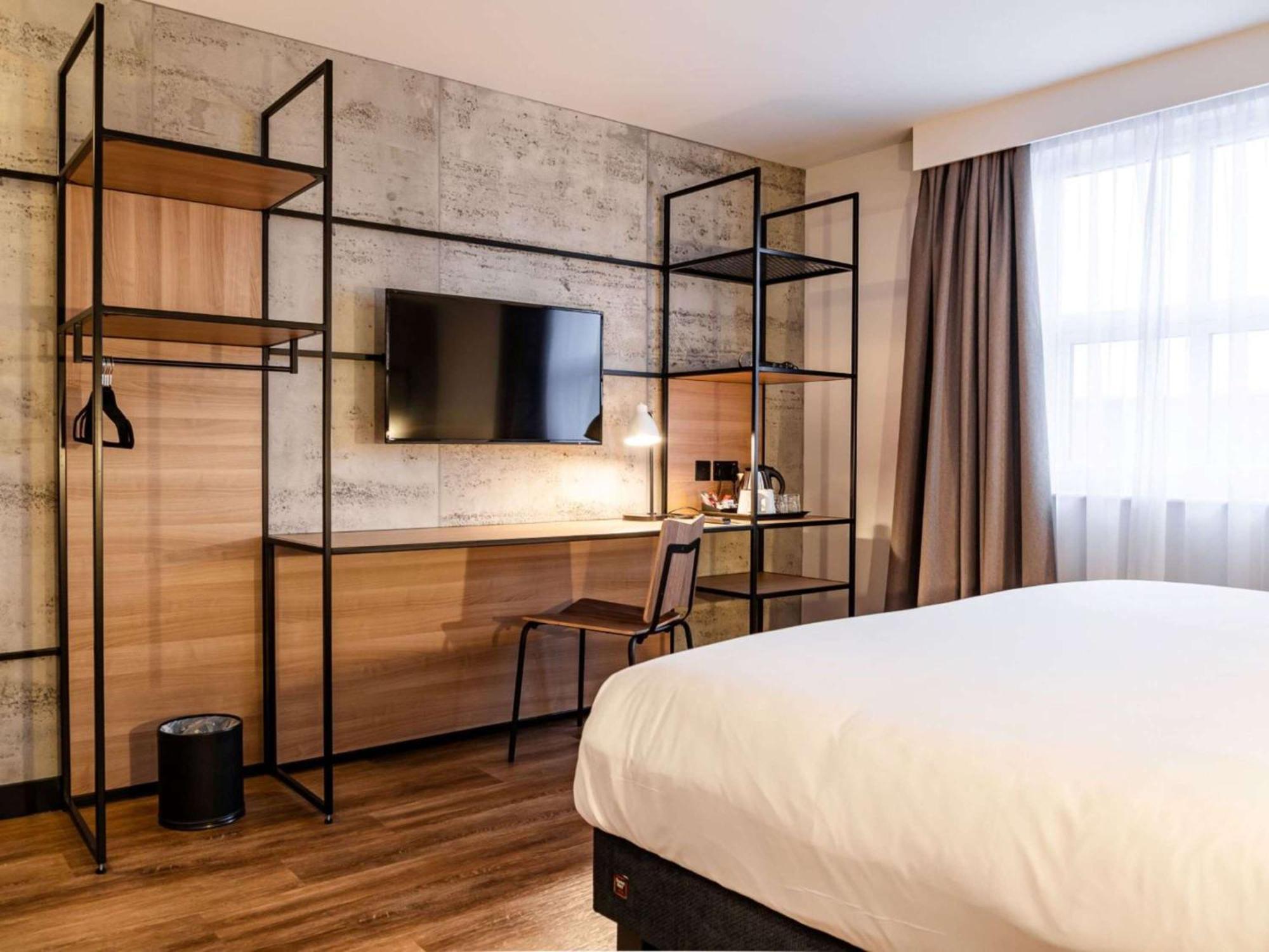 Ibis Coleraine Riverside Exterior photo